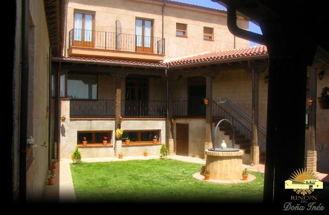 Rincon De Dona Ines Hotel Villanueva de la Condesa Buitenkant foto